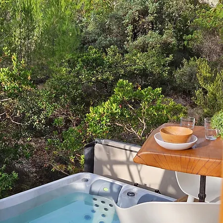 Caban'ao Couette-café 3*